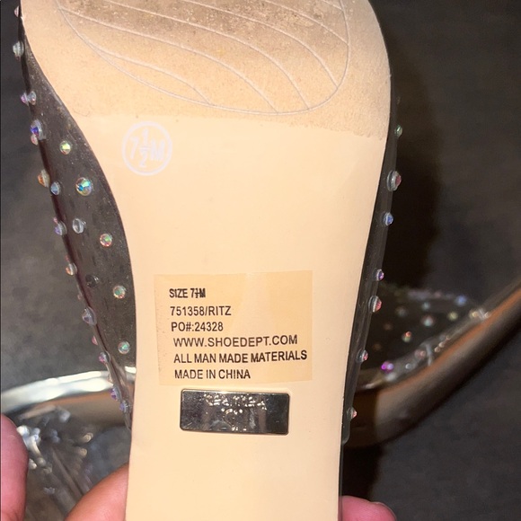 Equipe Silver Rhinestone Heels - Picture 3 of 4